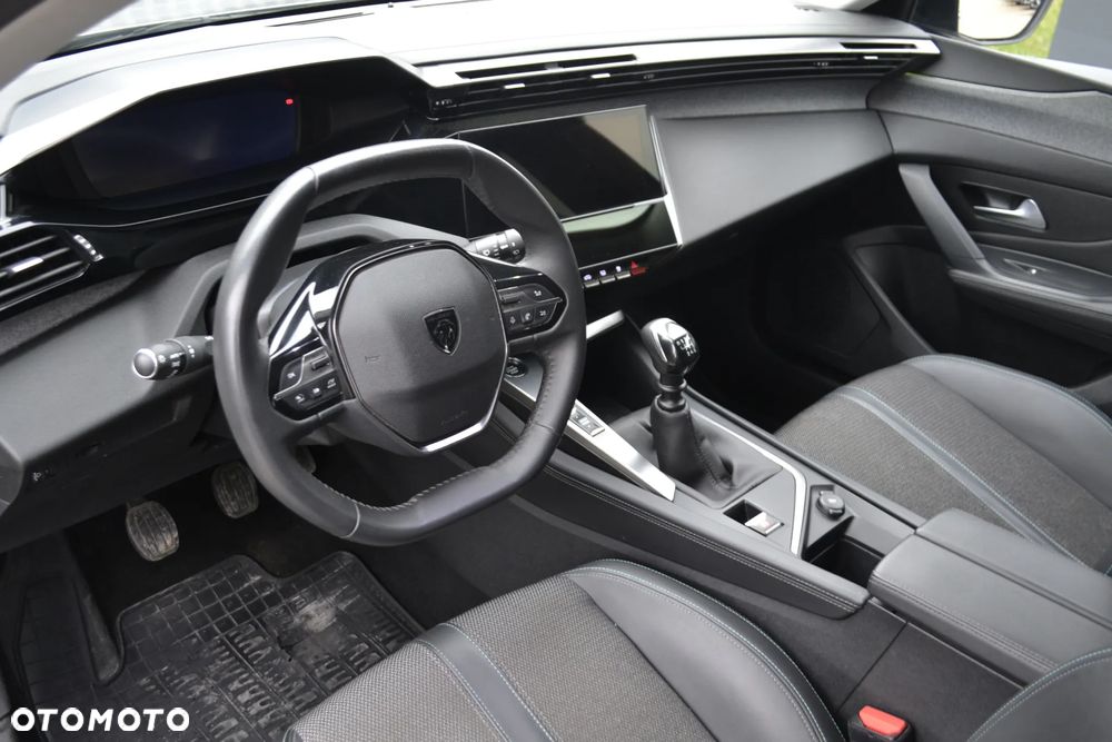 Peugeot 308 1.5 BlueHDi Allure S&S - 24