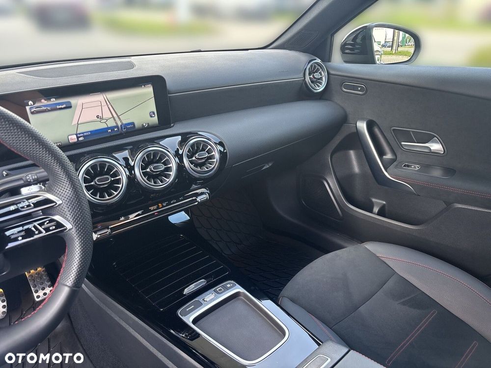 Mercedes-Benz Klasa A 200 AMG Line 7G-DCT - 14