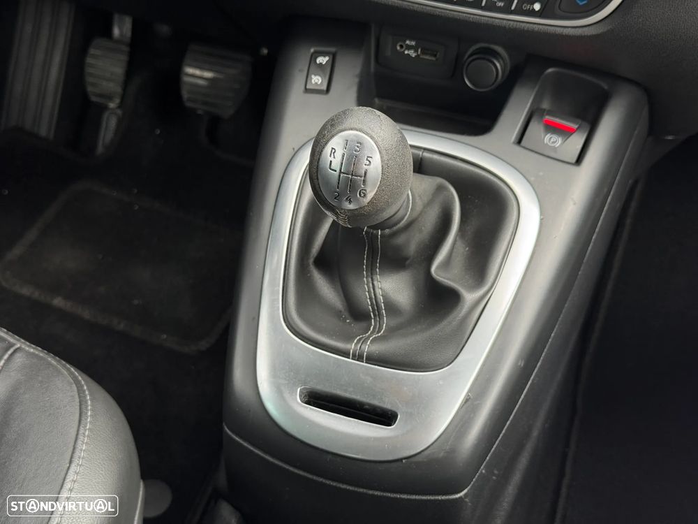 Renault Grand Scénic 1.5 dCi Bose Edition 7L - 29