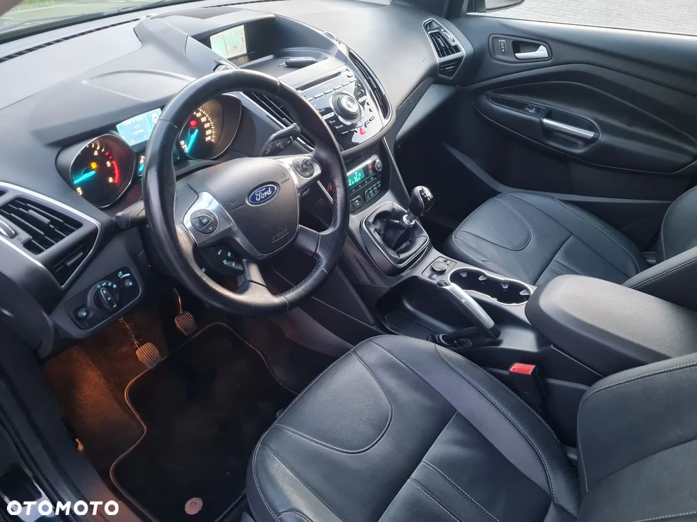 Ford Kuga 2.0 TDCi Titanium - 17