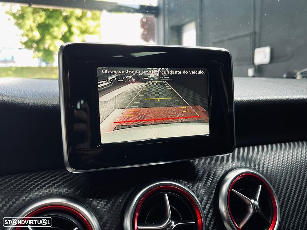 Mercedes-Benz A 180 d AMG Line - 26