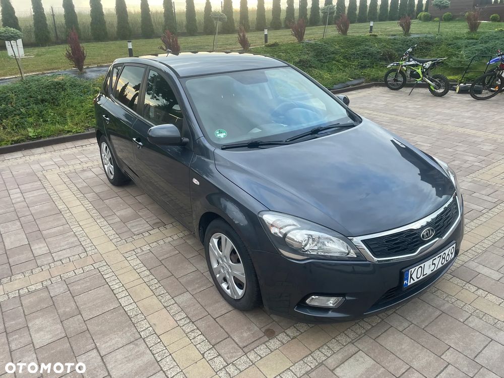 Kia Ceed 1.4 CVVT Spirit - 3