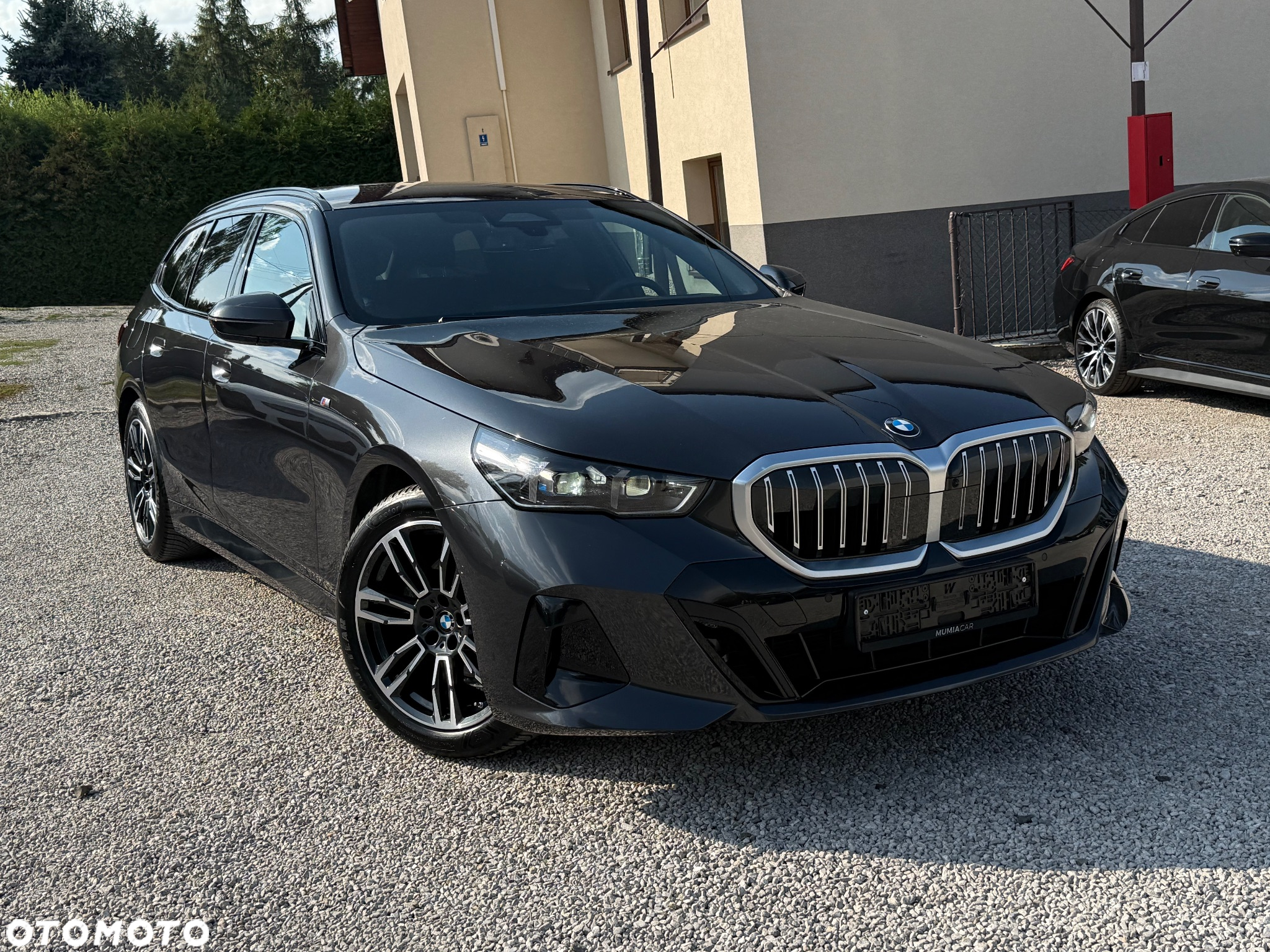 BMW Seria 5 520d xDrive Touring - 33