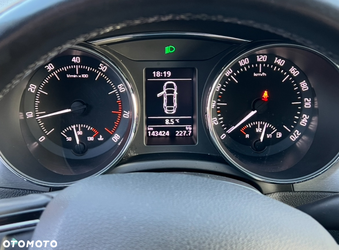 Skoda Superb 1.8 TSI Comfort - 13