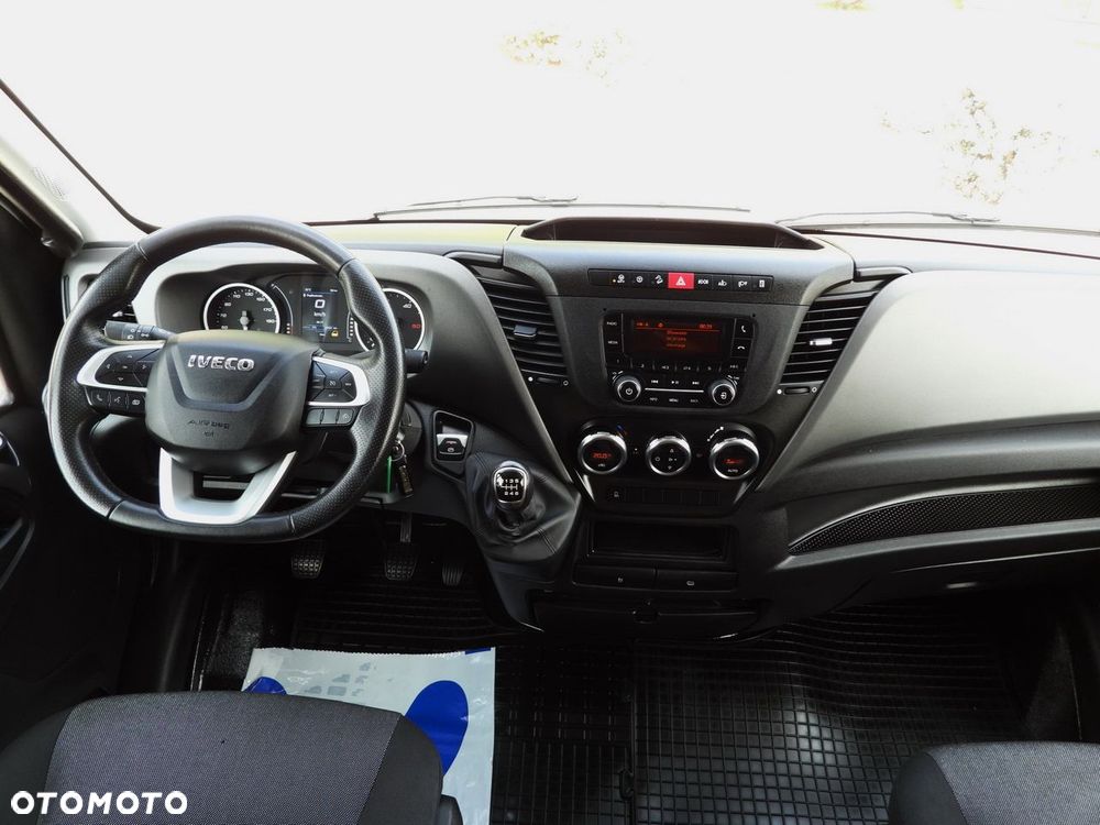 Iveco DAILY 35S18 PLANDEKA WINDA 8 PALET TEMPOMAT KLIMATYZACJA  180KM - 32
