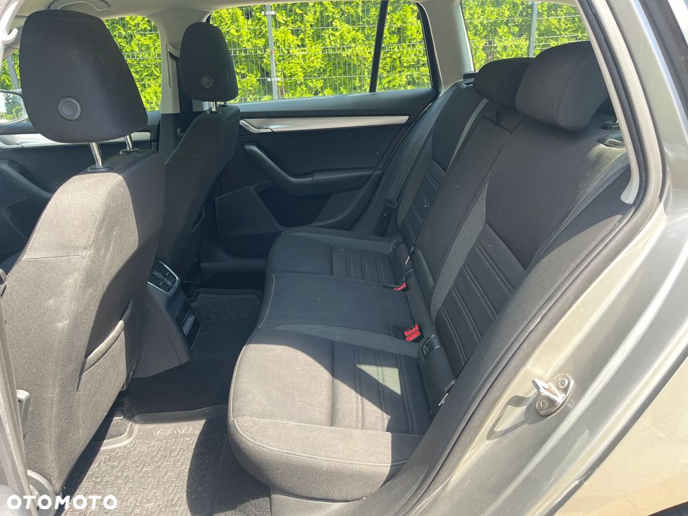 Skoda Octavia 1.4 TSI Ambition - 13