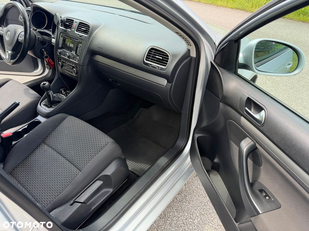 Volkswagen Golf 1.6 TDI BlueMotion Technology Comfortline - 13