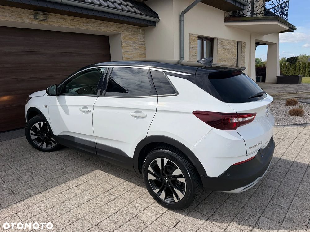 Opel Grandland X - 11