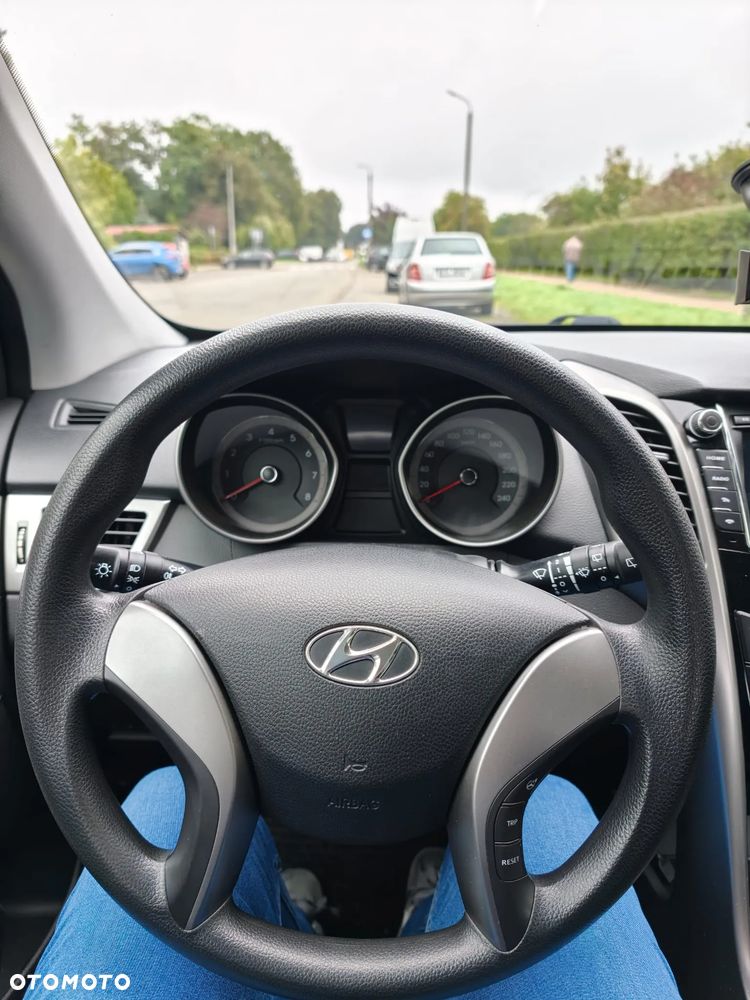 Hyundai i30 - 16