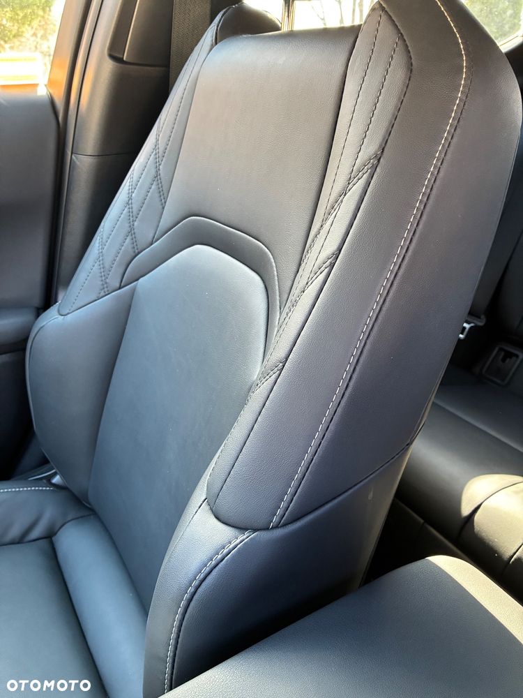 Lexus UX 250h F Sport 2WD - 30