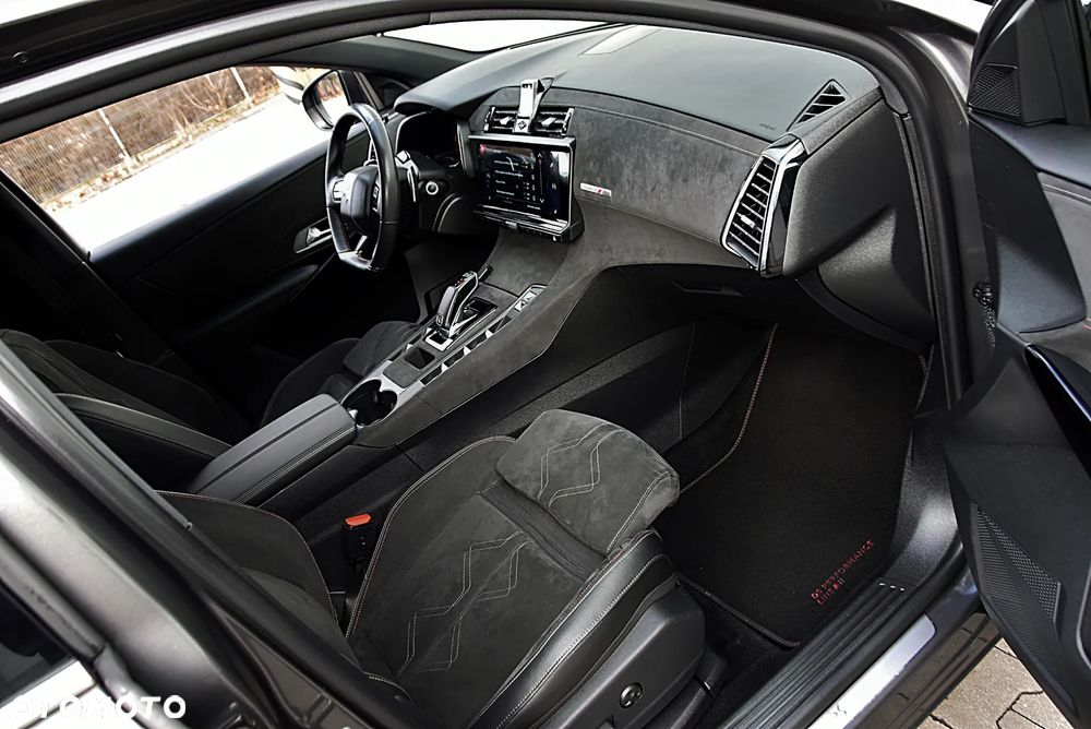 DS Automobiles DS 7 Crossback 1.6 PureTech Performance Line + - 20