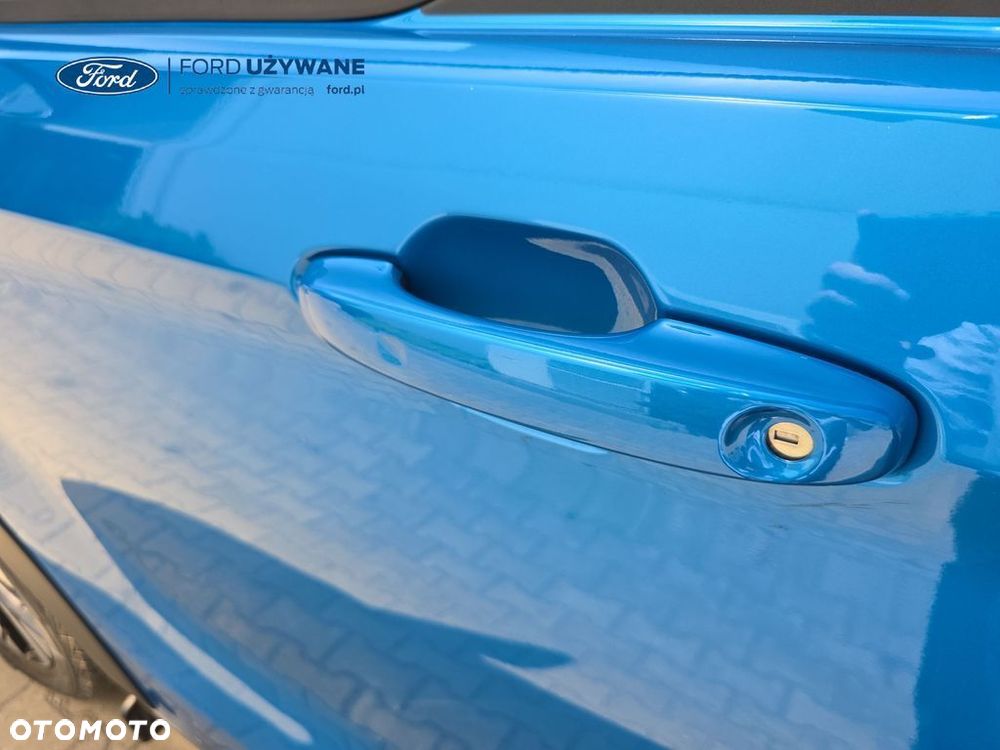 Ford Tourneo Custom - 25