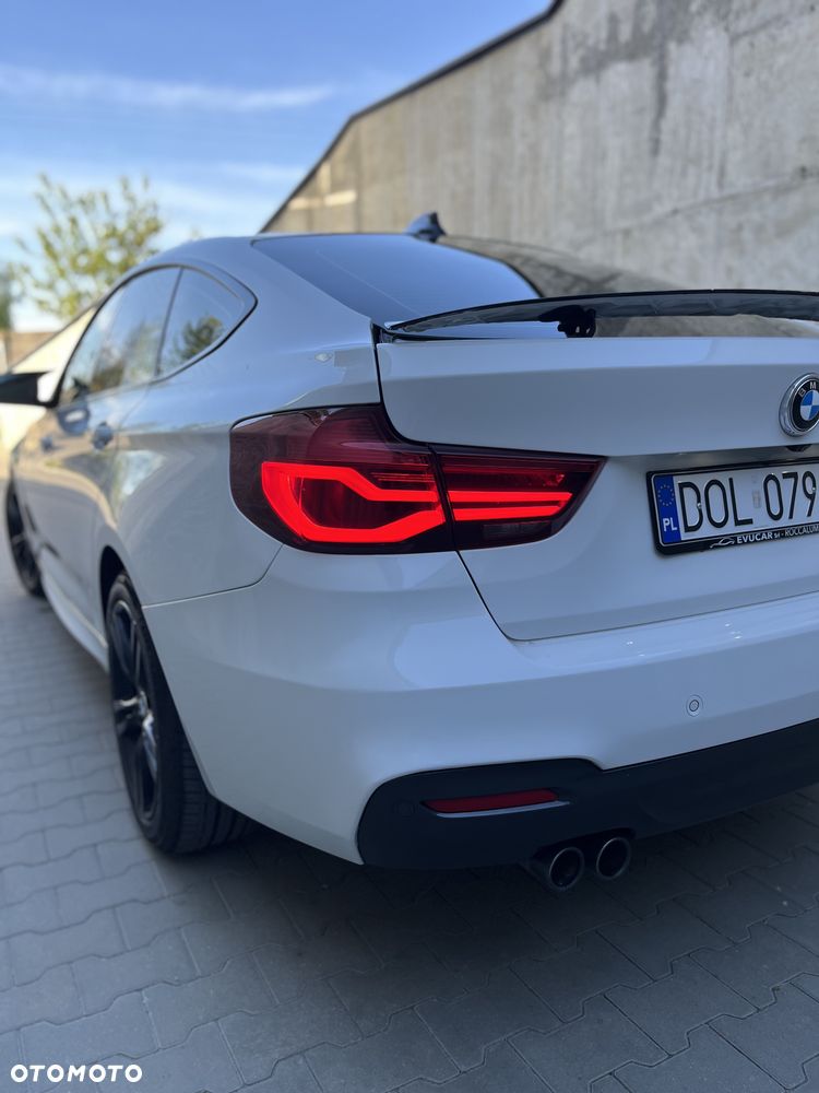 BMW 3GT 330d M Sport - 14