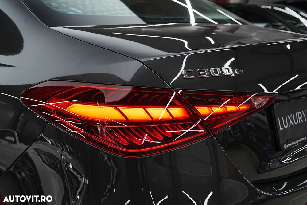 Mercedes-Benz C 300 e 9G-TRONIC Avantgarde - 21