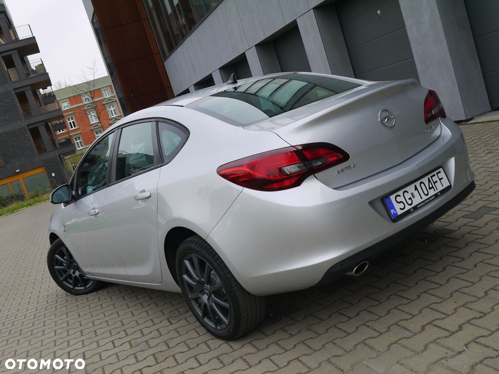 Opel Astra 1.4 Turbo Active - 8