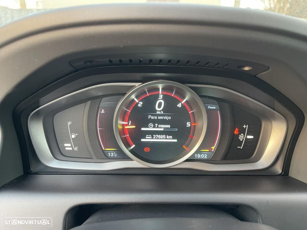 Volvo XC 60 D4 Ocean Race - 25