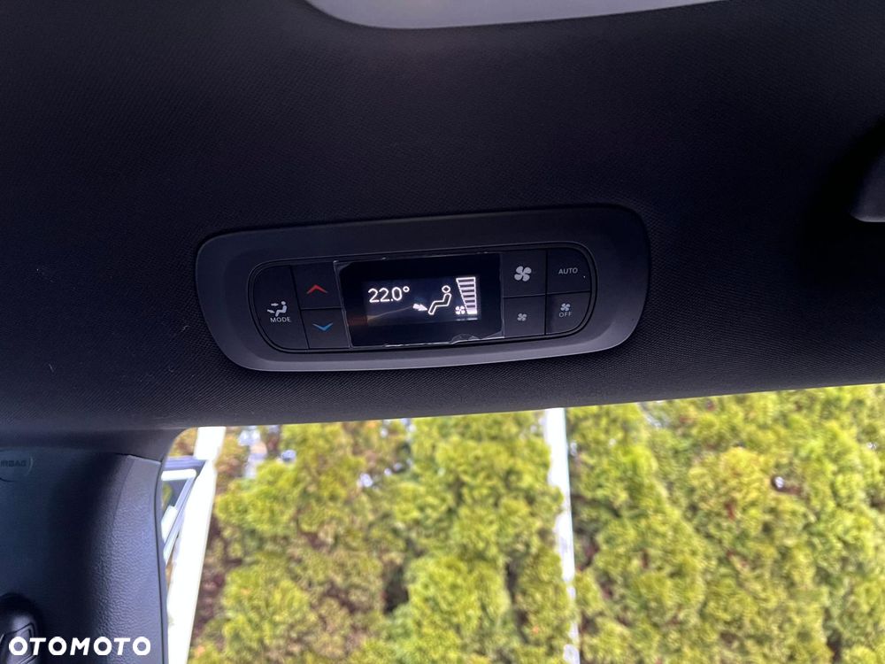 Chrysler Pacifica - 23