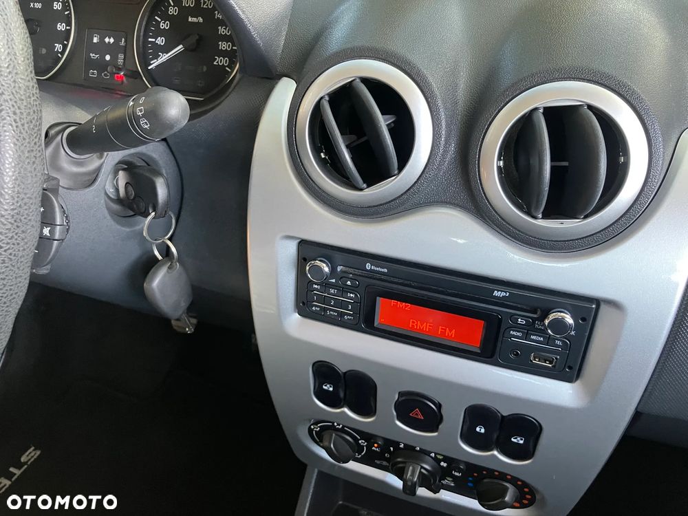 Dacia Sandero Stepway 1.6 - 26