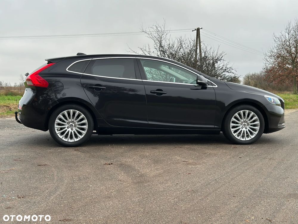 Volvo V40 D2 RDesign - 13