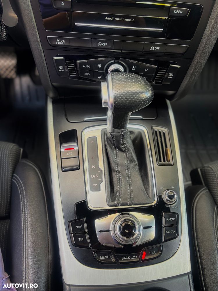 Audi A4 2.0 TDI quattro Stronic - 8