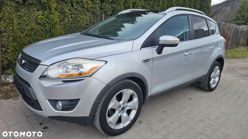 Ford Kuga 2.0 TDCi 2x4 Titanium - 14
