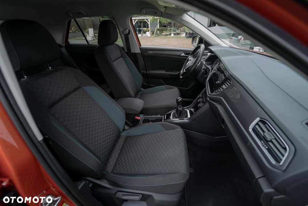 Volkswagen T-Roc - 28