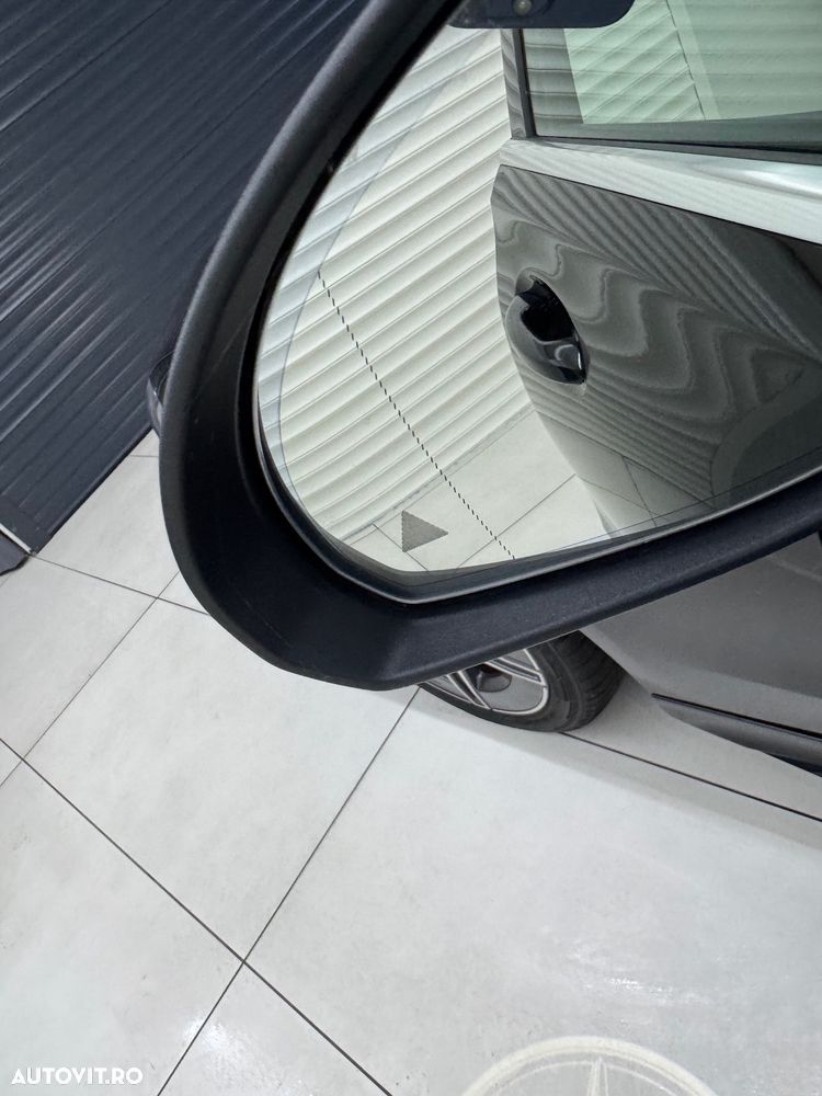 Mercedes-Benz C 300 e 9G-TRONIC AMG Line - 32