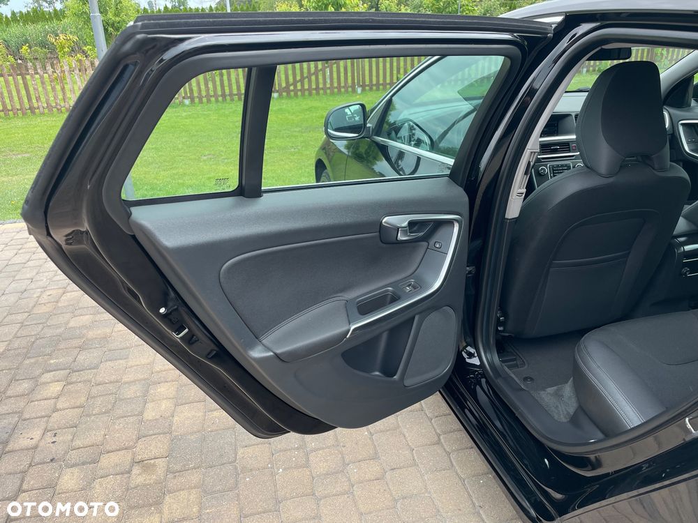 Volvo V60 - 24