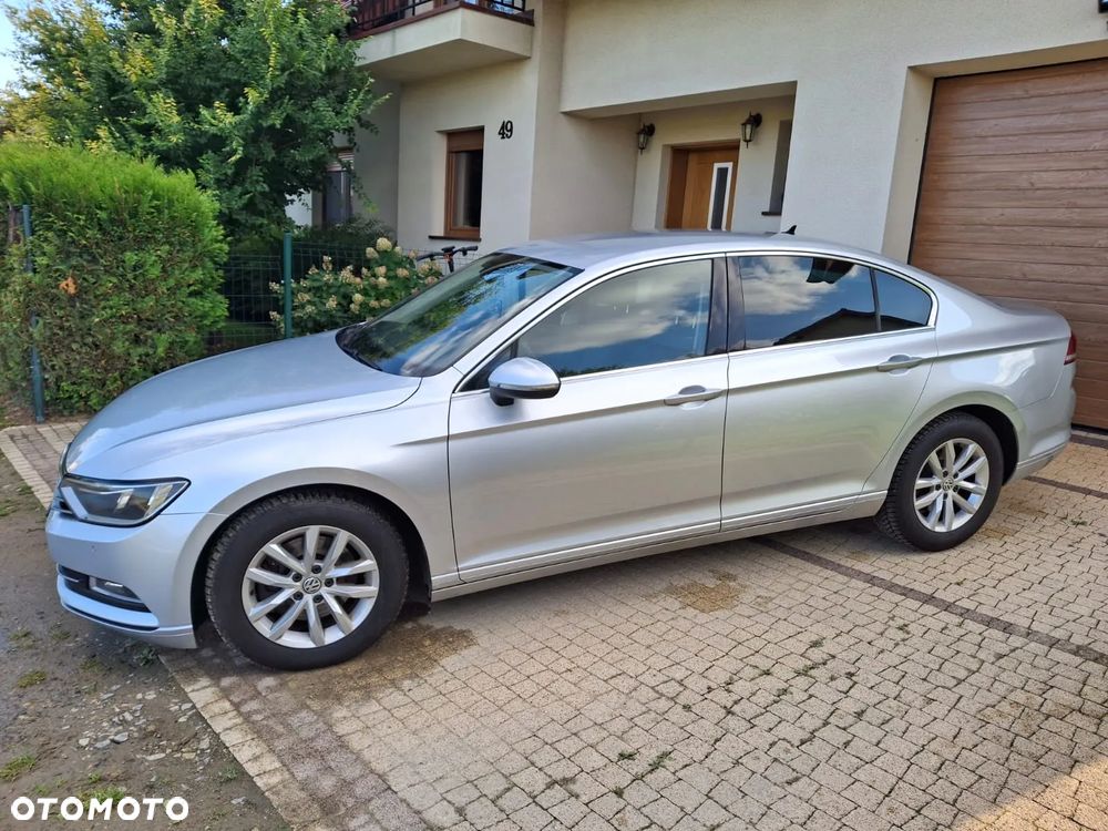 Volkswagen Passat - 5