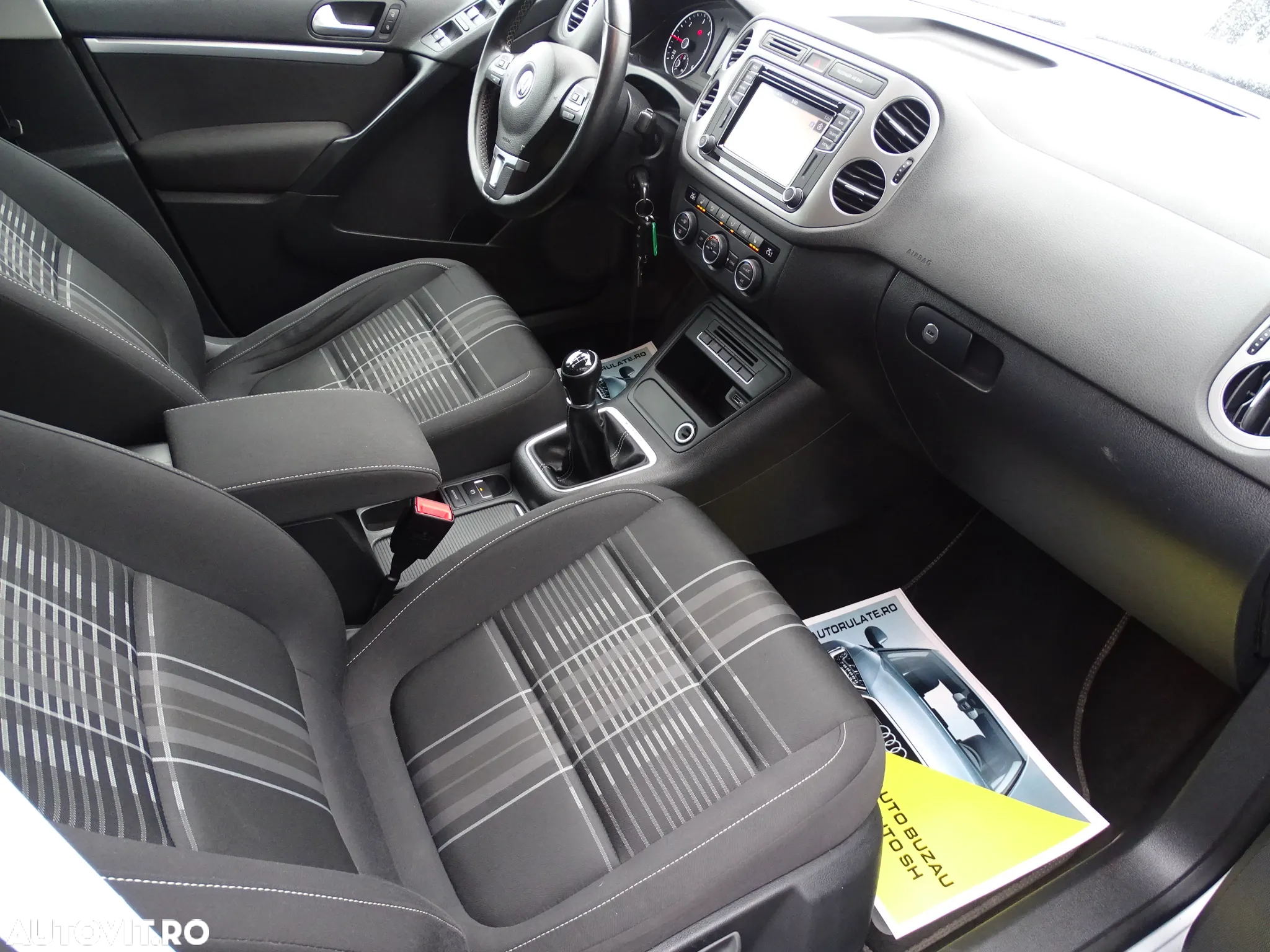 Volkswagen Tiguan 2.0 TDI SCR 4MOTION BlueMotion Technology Lounge Sport & Style - 18