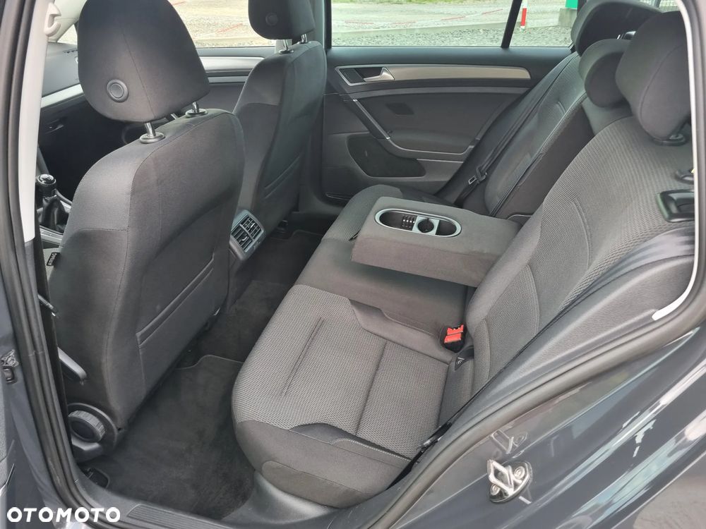 Volkswagen Golf 1.6 TDI BlueMotion Technology Comfortline - 18