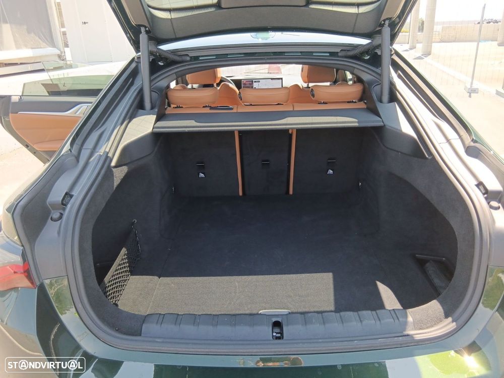 BMW i4 eDrive40 Pack Desportivo M Pro - 29