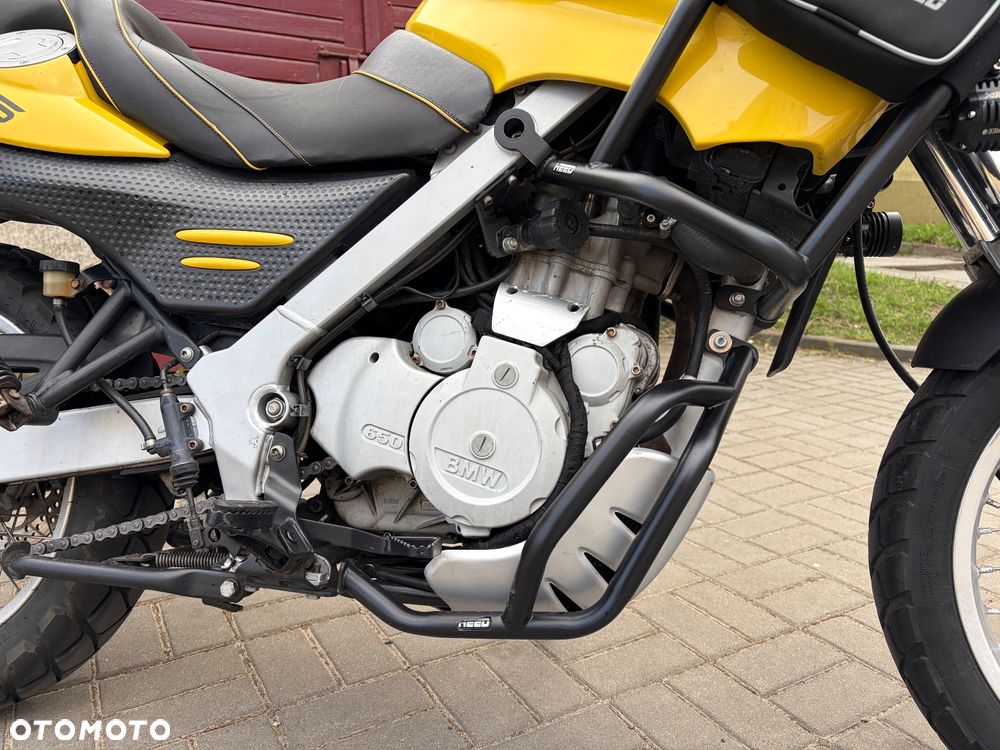 BMW F - 11