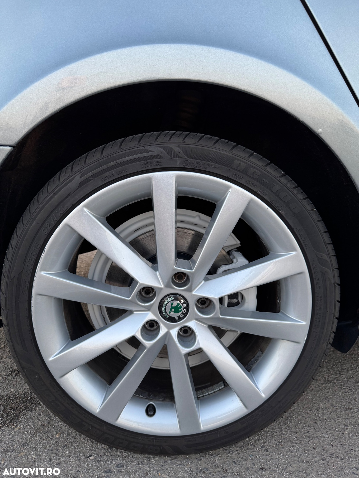 Skoda Superb 2.0 TDI DSG L&K - 13