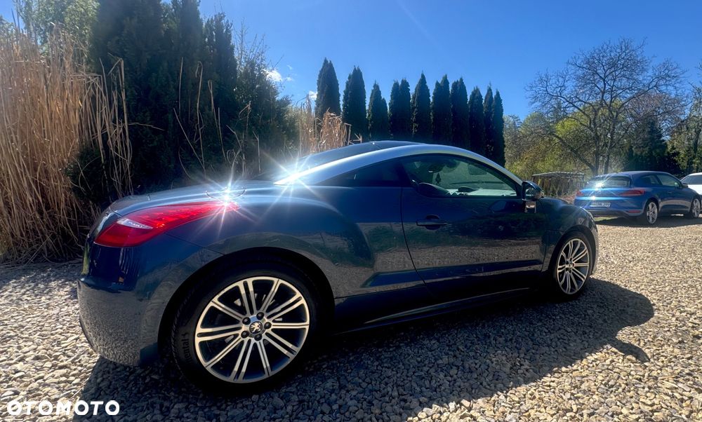 Peugeot RCZ - 4