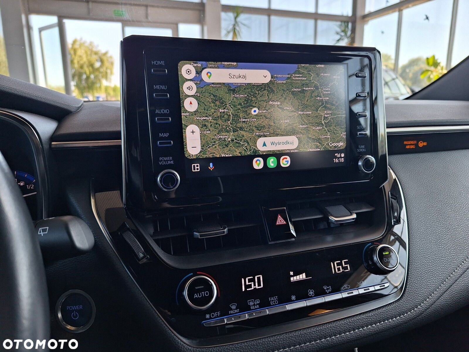 Toyota Corolla 1.8 Hybrid Comfort - 27