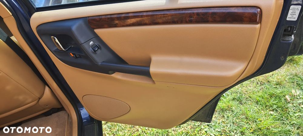 Jeep Grand Cherokee 5.2 Limited - 38