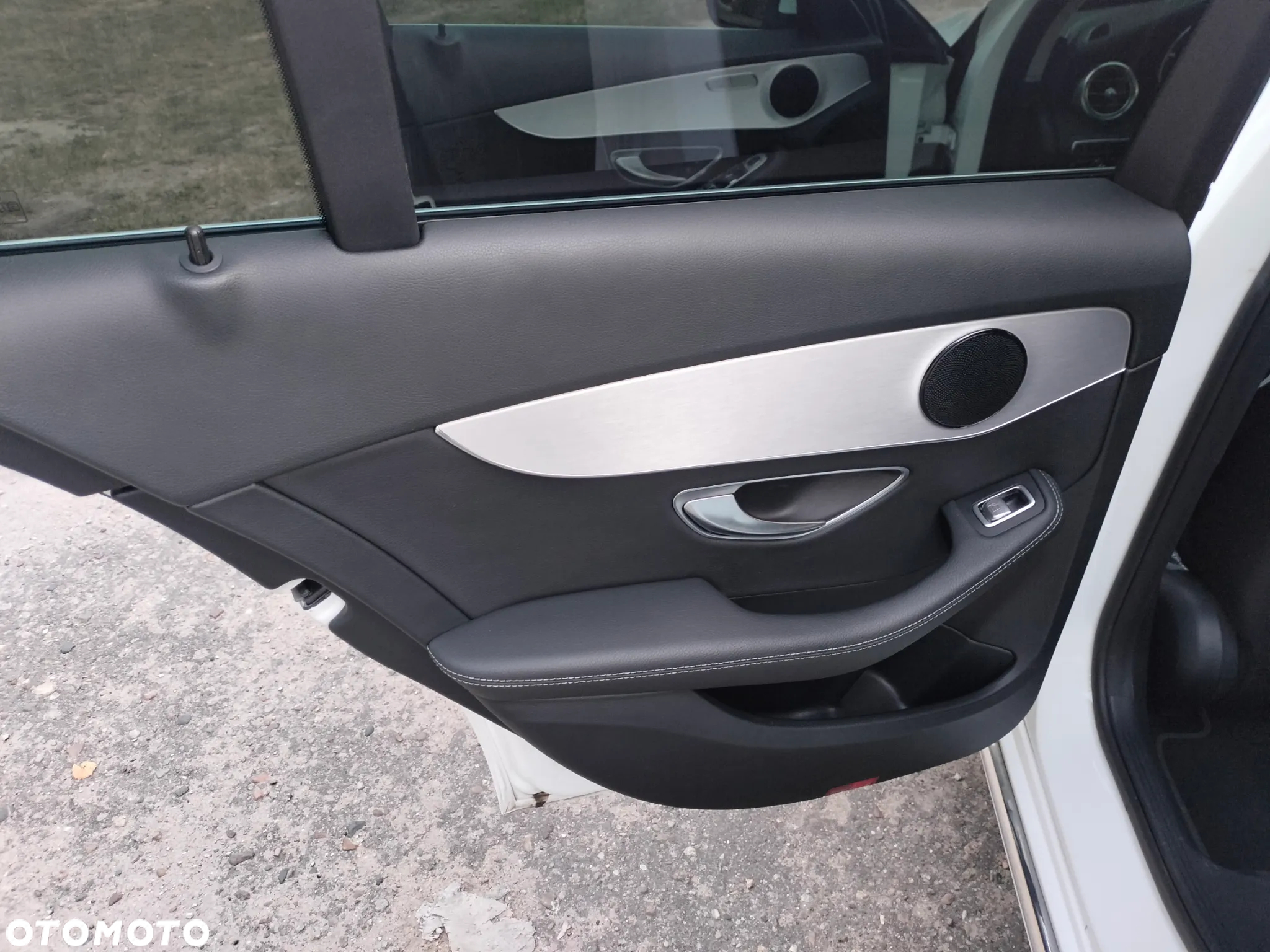 Mercedes-Benz Klasa C 220 d 9G-TRONIC - 34