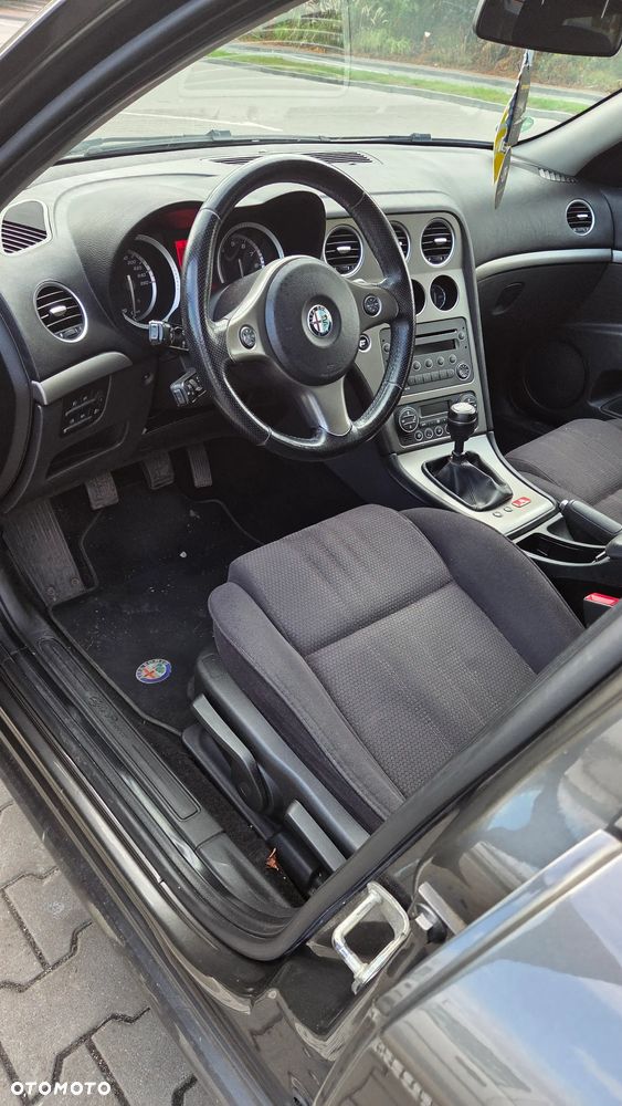 Alfa Romeo 159 - 8