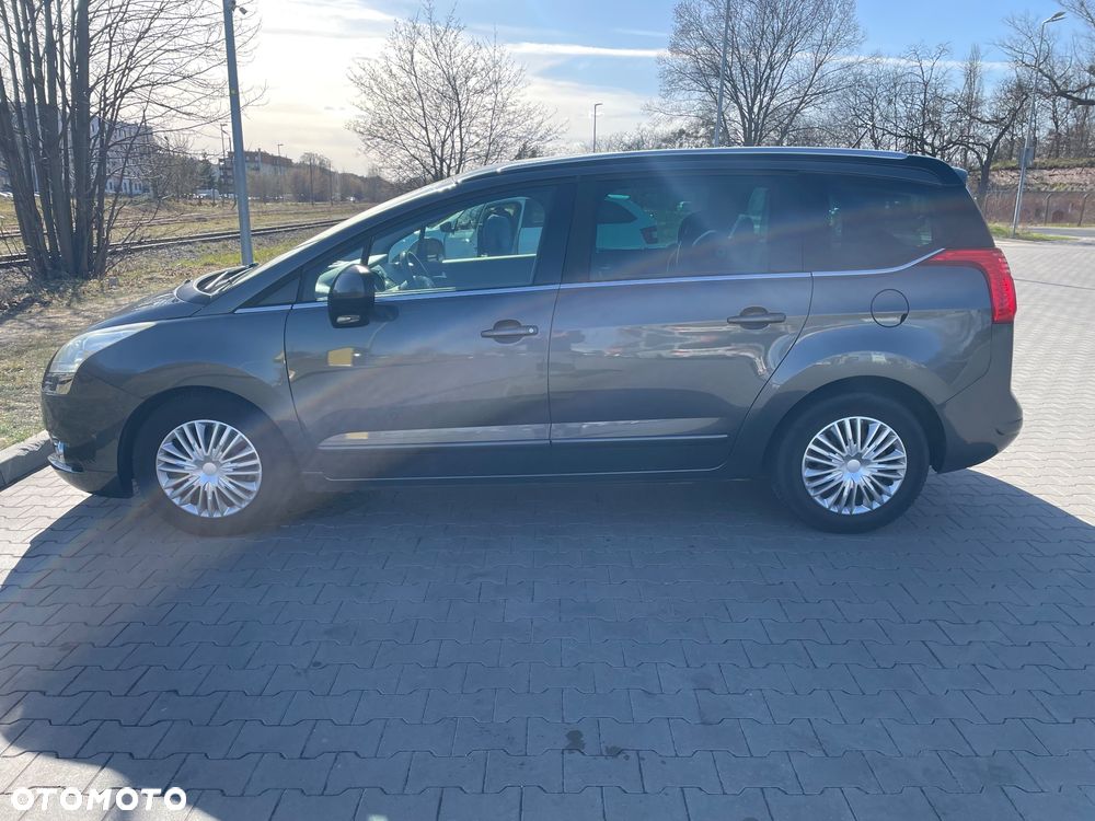 Peugeot 5008 1.6 HDi Premium - 4