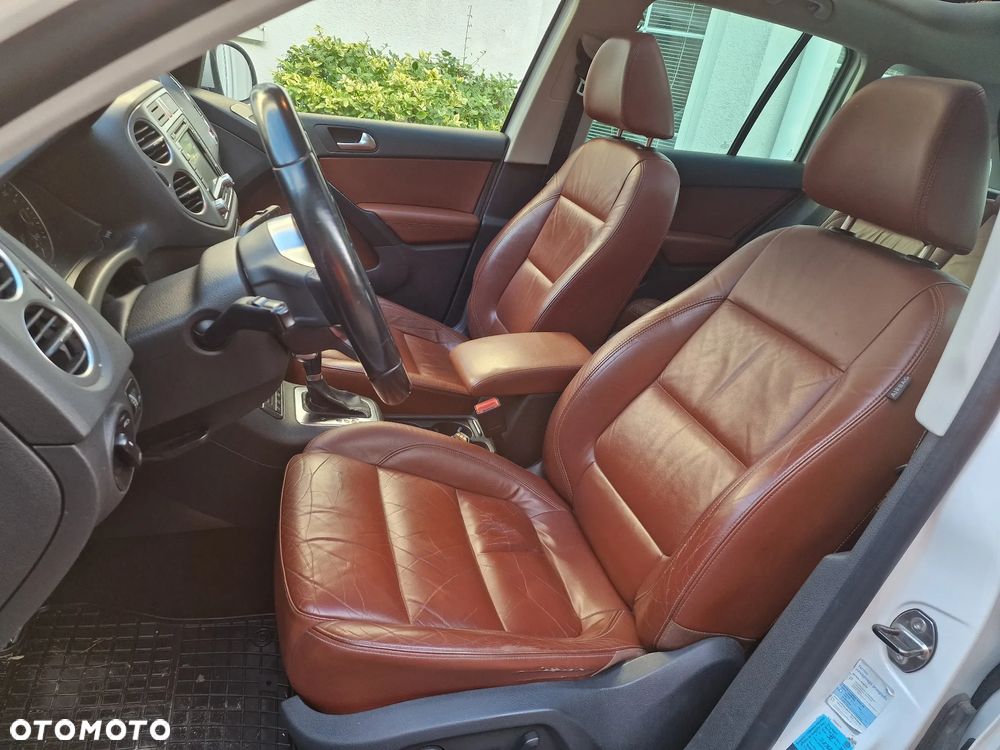 Volkswagen Tiguan 2.0 TDI 4Mot Perfectline R-Style DSG - 10