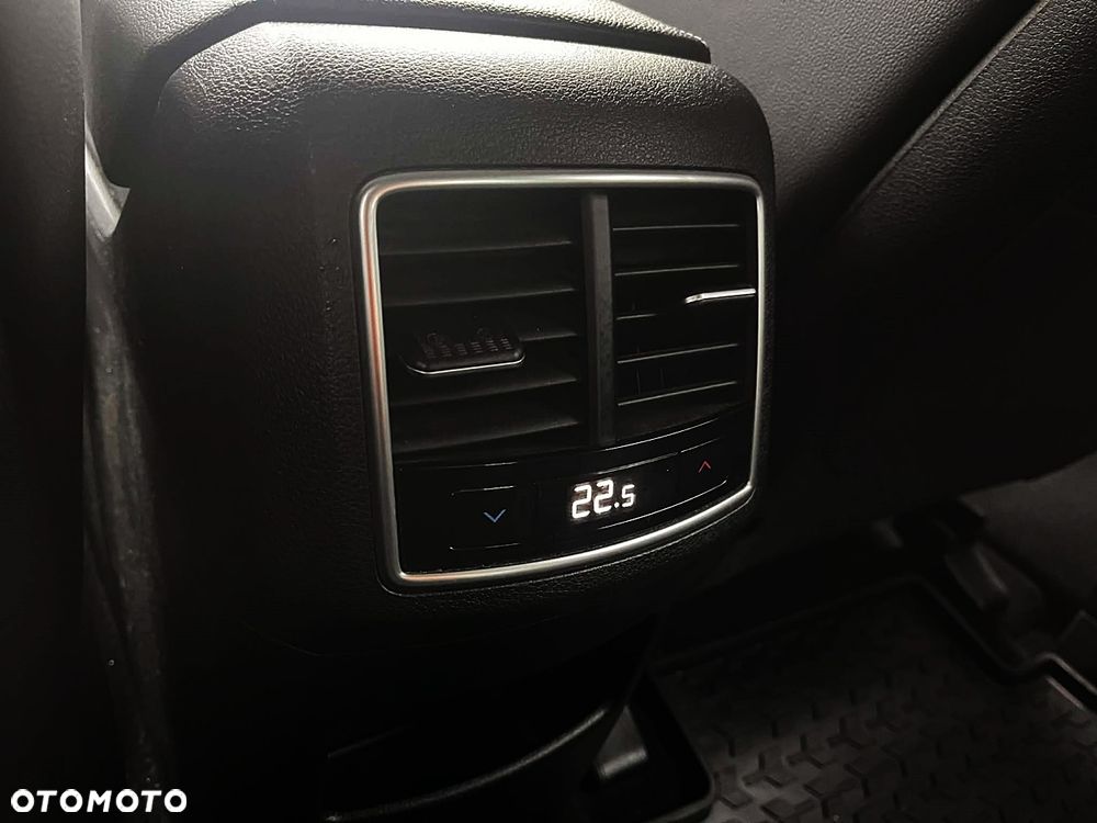 Kia Sportage 1.6 T-GDI PHEV Business Line 4WD - 16