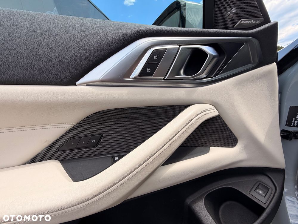 BMW Seria 4 M440i mHEV sport - 12