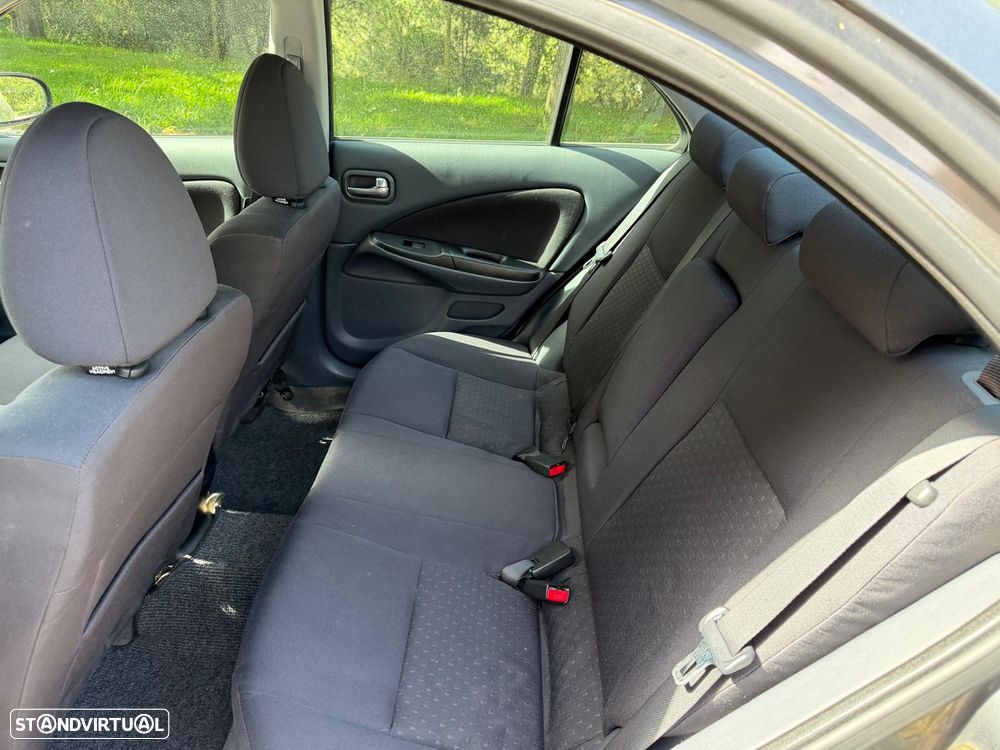 Nissan Almera 1.5 Visia AC - 10