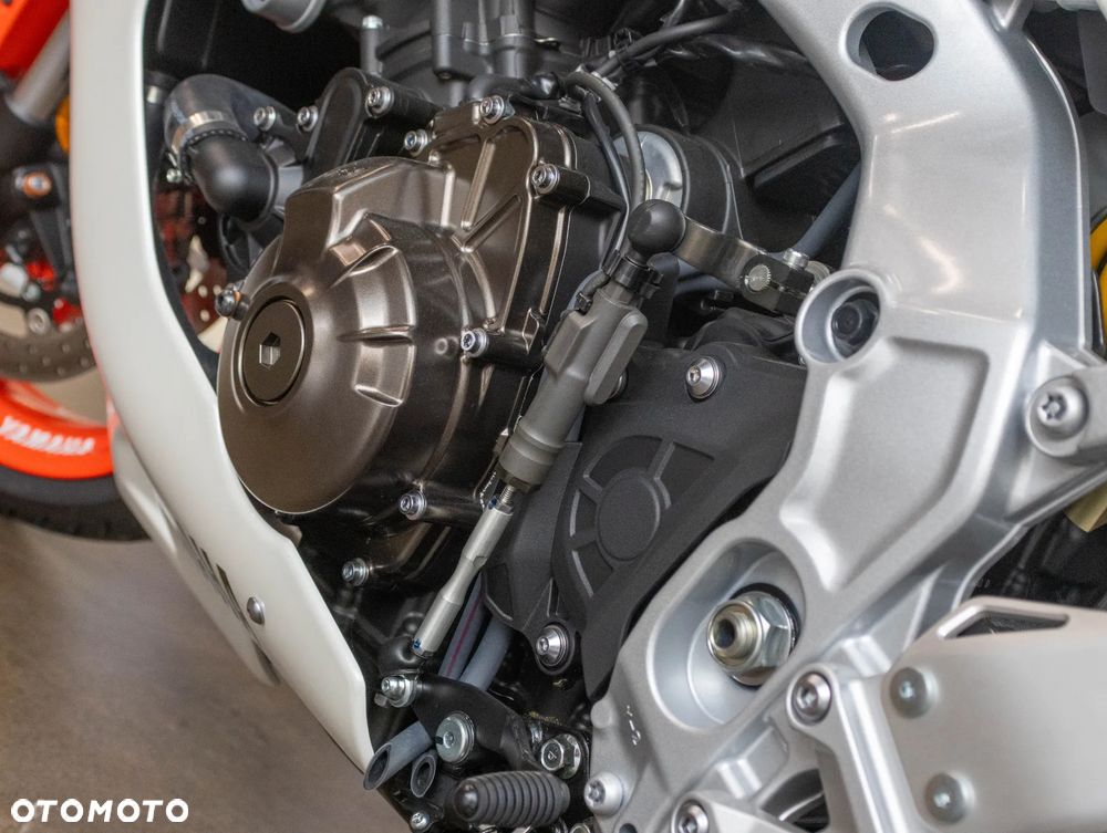 Yamaha MT - 5