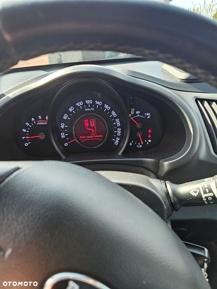 Kia Sportage 1.7 CRDI M 2WD - 8