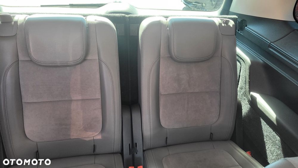 Volkswagen Sharan 2.0 TDI 4Motion BlueMotion Technology Highline - 16