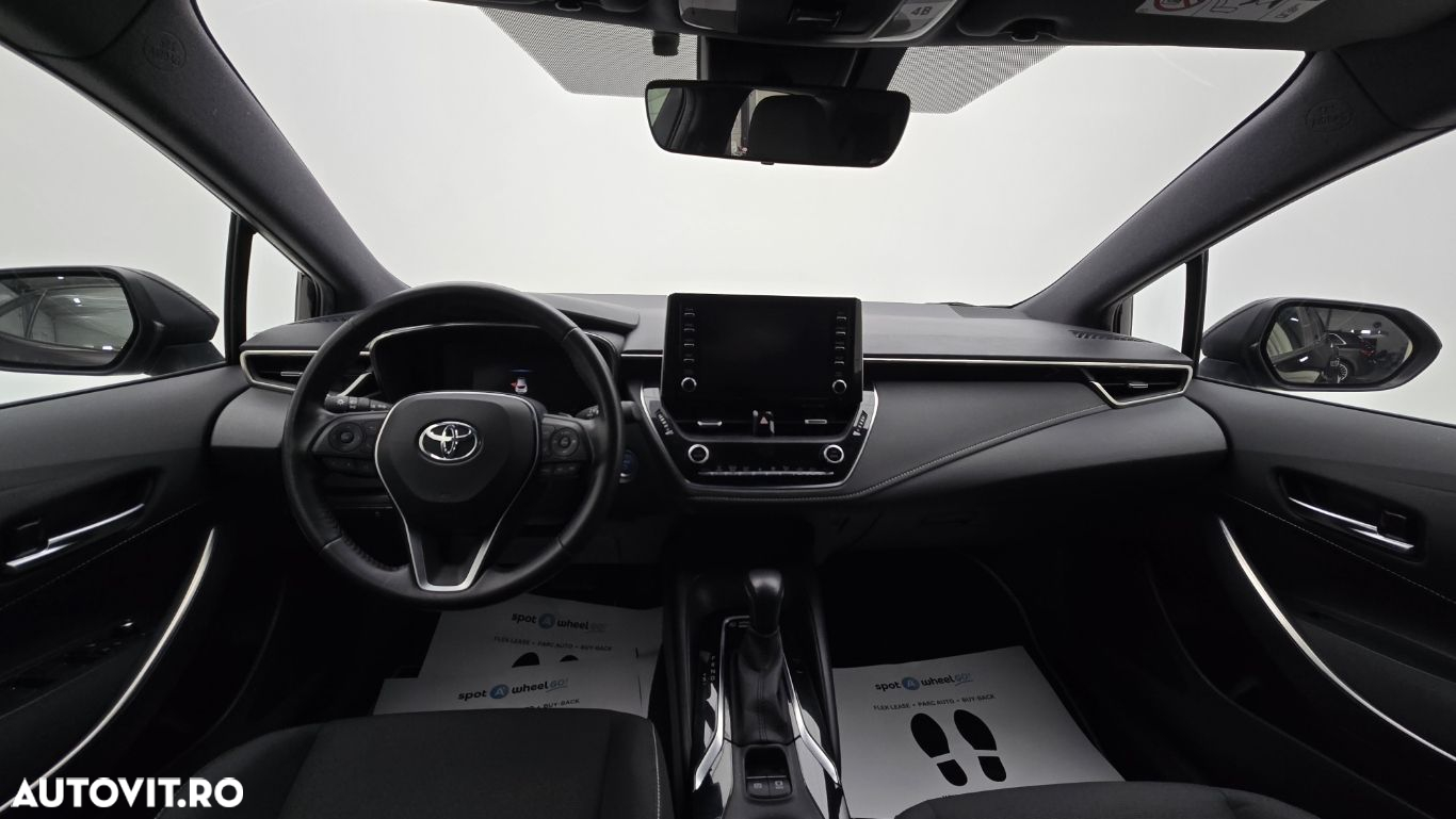 Toyota Corolla - 14