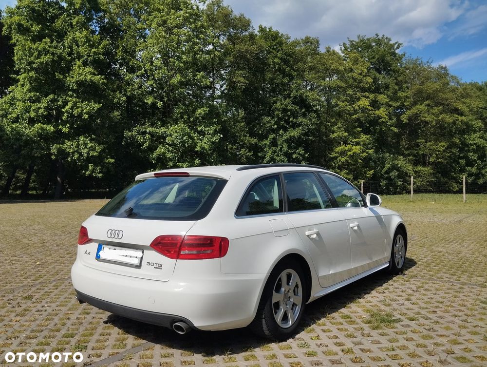 Audi A4 ver-avant-3-0-tdi-dpf-quattro-s-line-sportpaket-plus- - 5