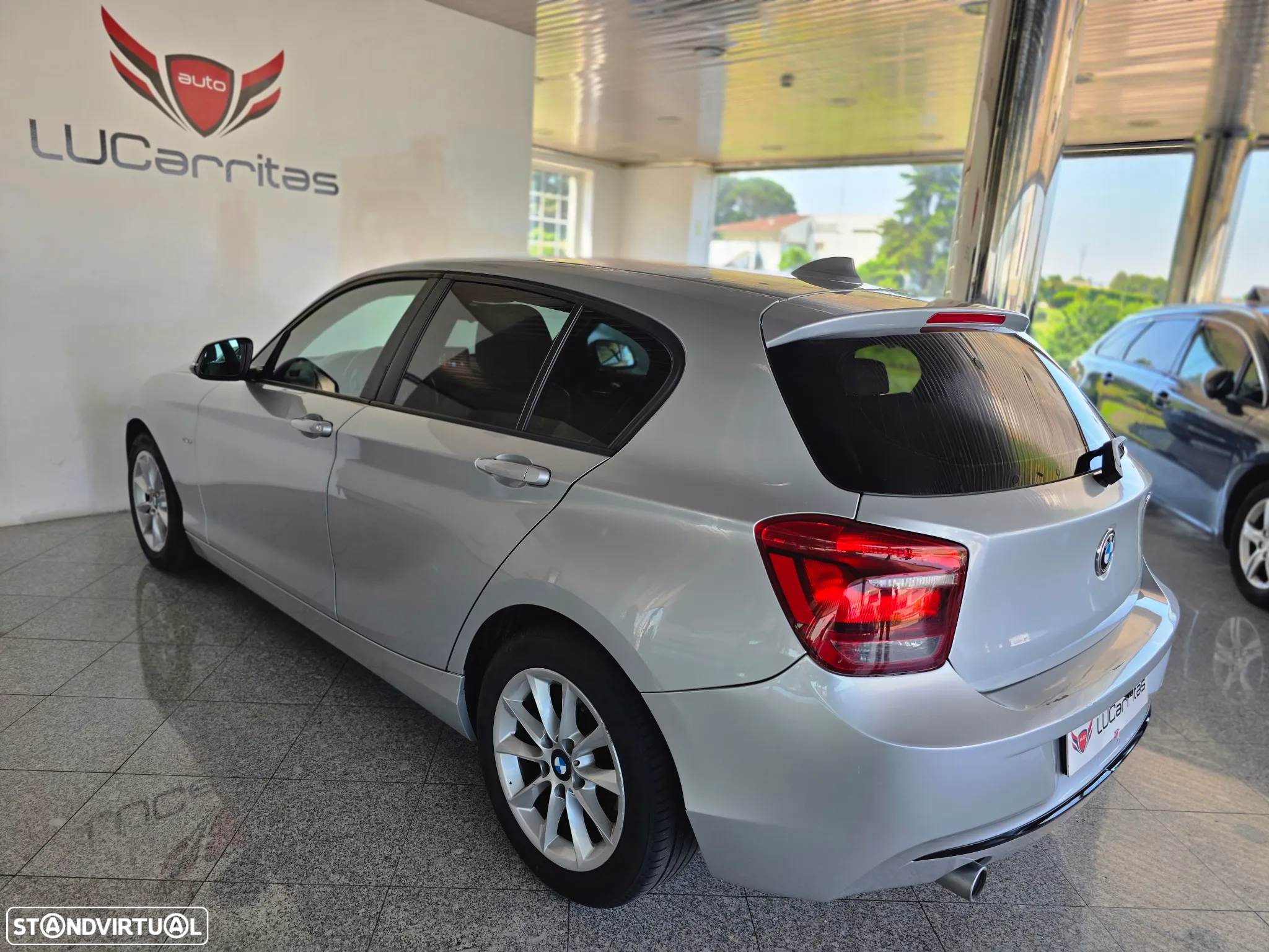 BMW 116 dA Line Urban - 6